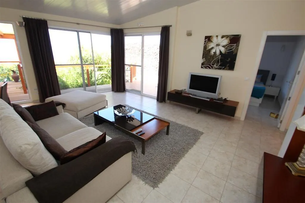 Hébergement de vacances Maison de vacances Casa Flores Finca Alcala à Puerto de Santiago  Espagne