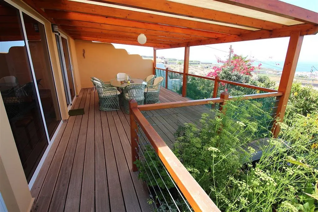 Hébergement de vacances Maison de vacances Casa Flores Finca Alcala à Puerto de Santiago